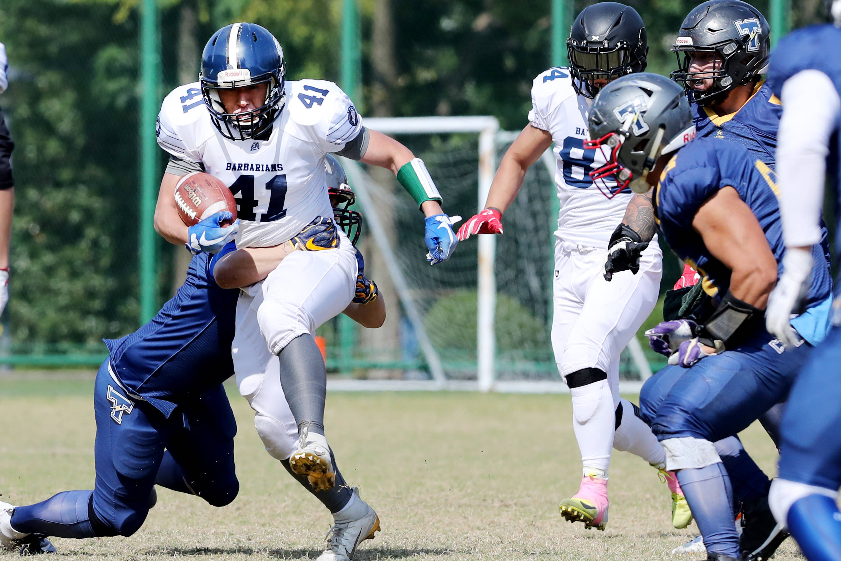 爱游戏入口-焦点大战：橄榄球上演巅峰碰撞