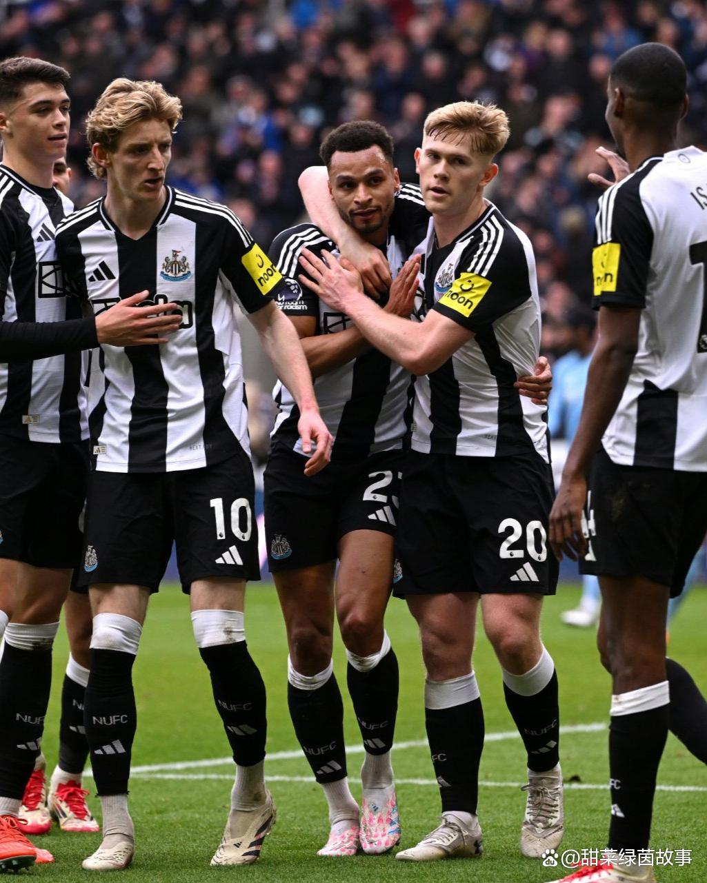 爱游戏官方-神仙对局！英超比赛过程堪比大片