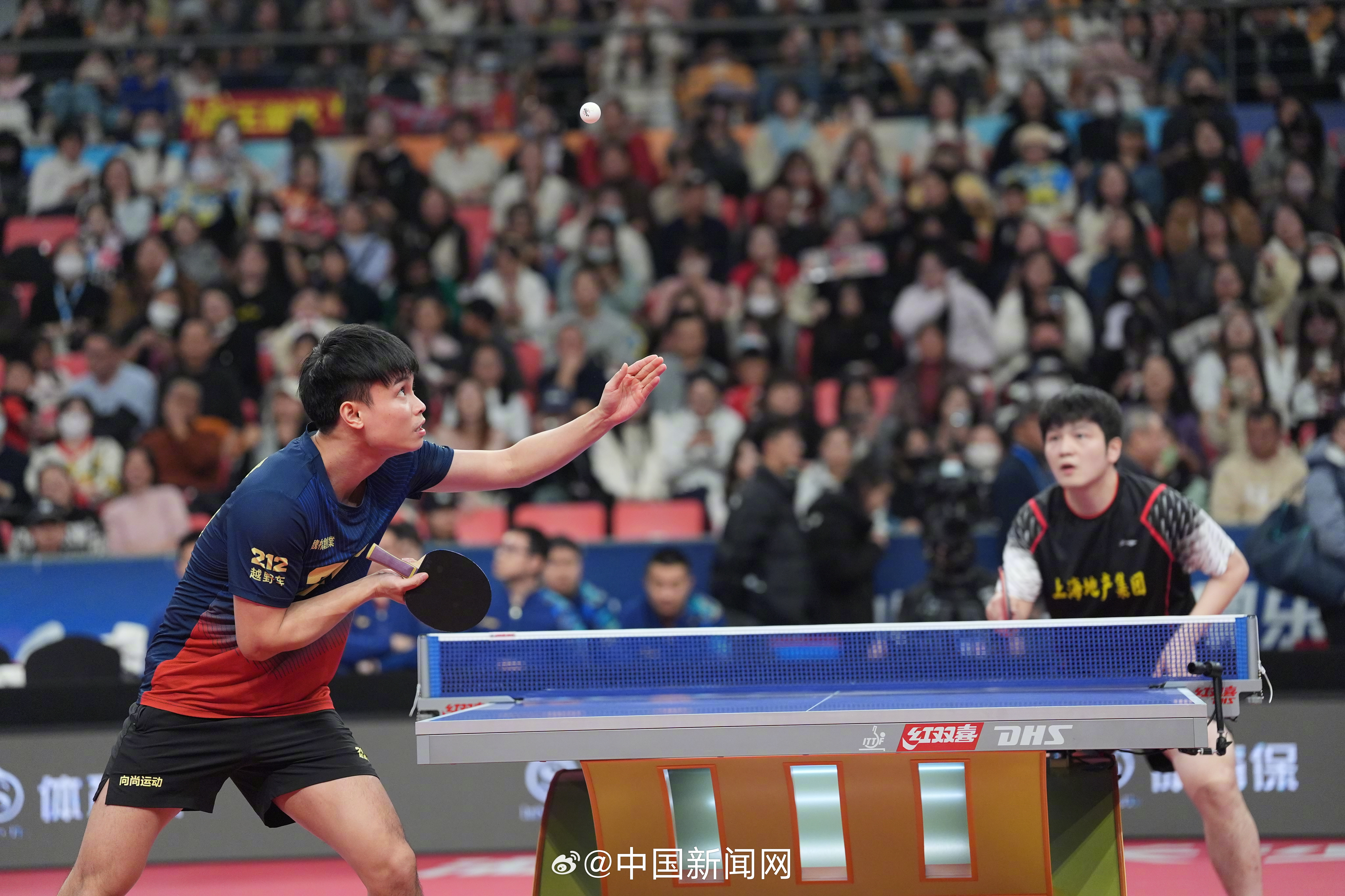 球星爆发!乒乓球赛场再现神级操作 球星爆发!乒乓球赛场再现神级操作