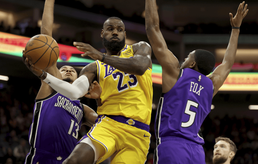 公牛横扫山西队，库里高光表现