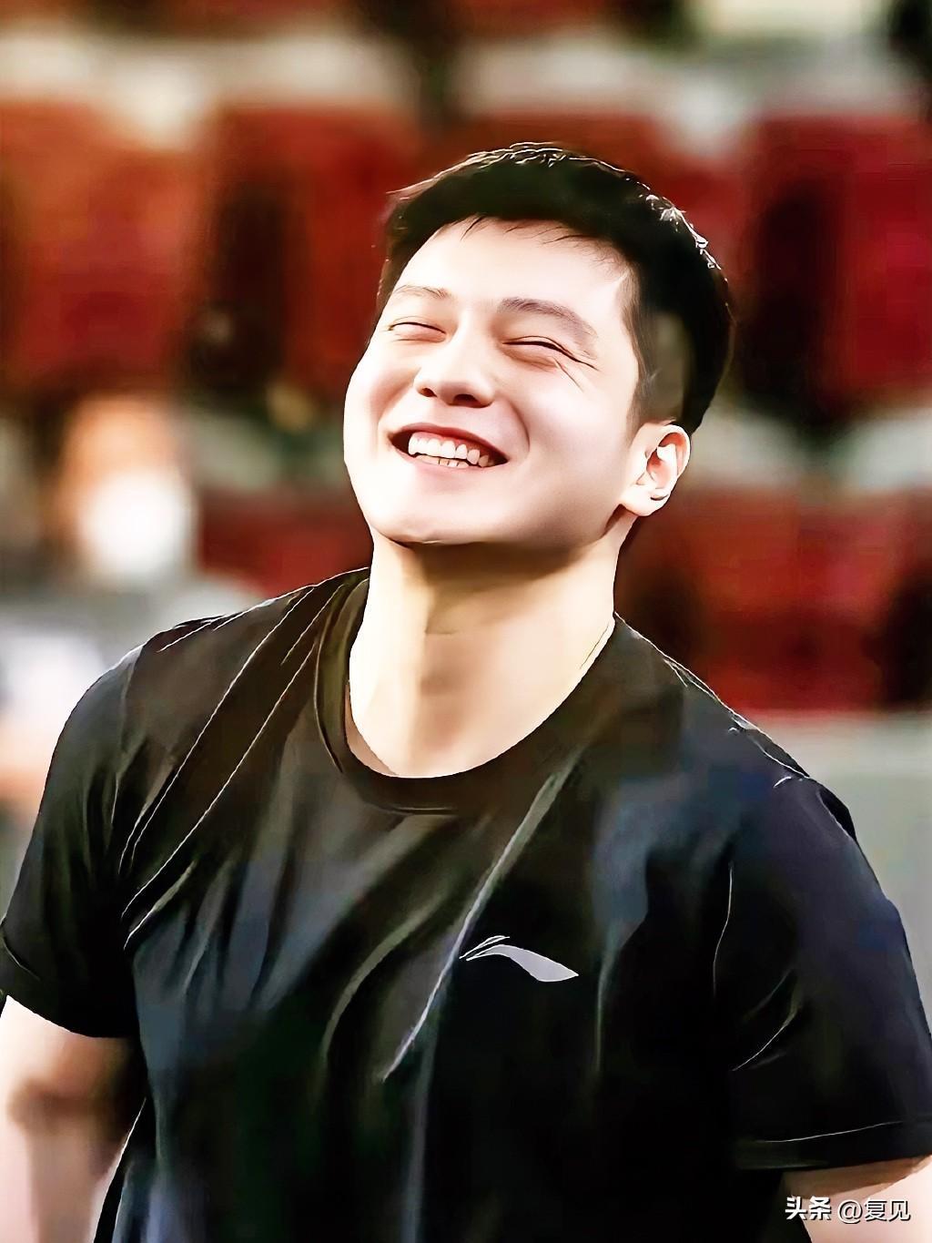 日本队险胜韩国队，樊振东点燃赛场