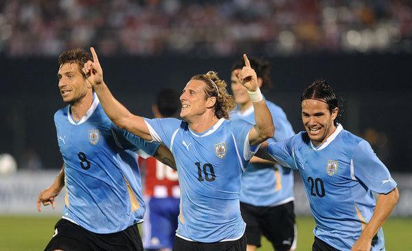 韩国险胜波兰，苏亚雷斯扛起全队