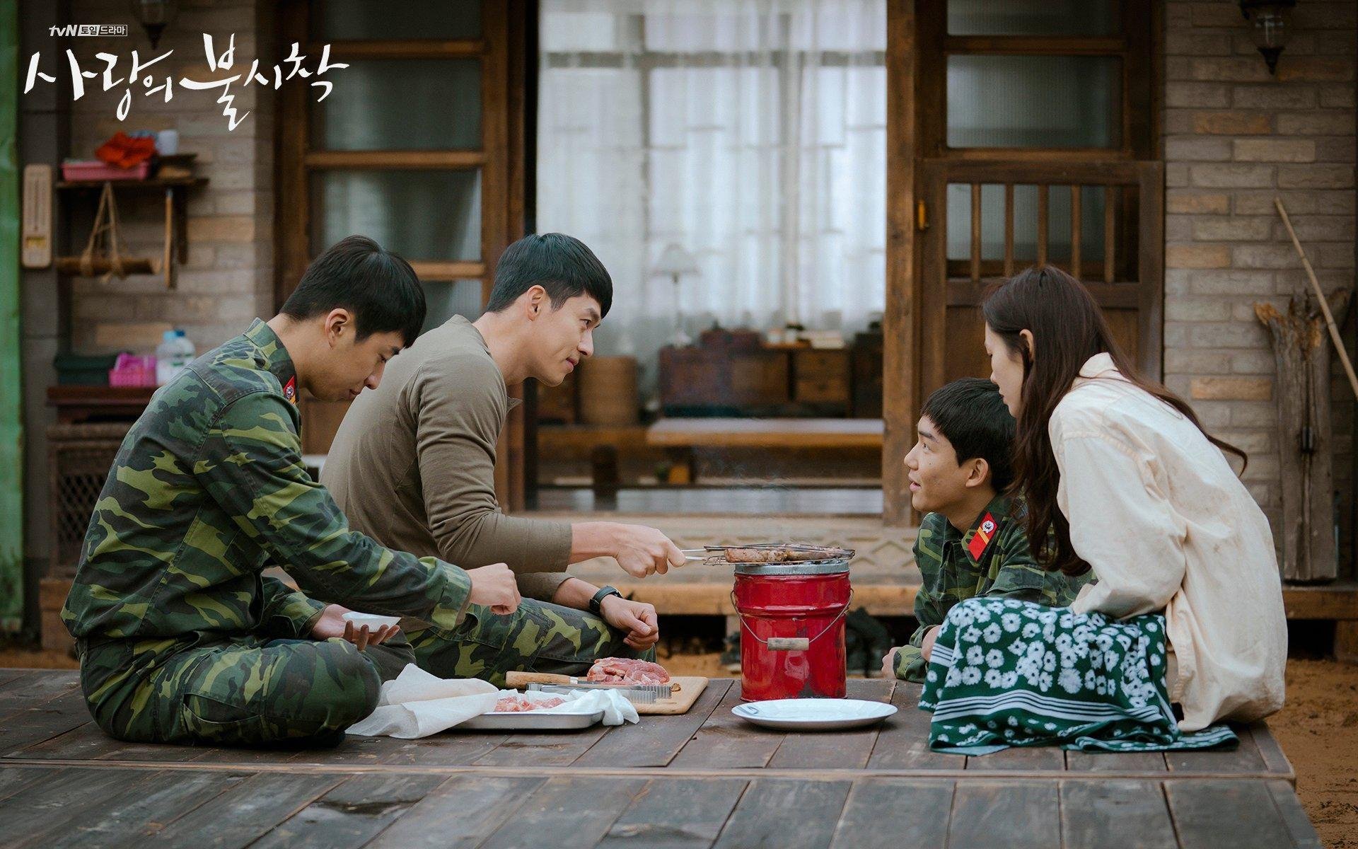 看到您给出的关键词，我注意到一个有趣的矛盾点，乌拉圭是国家队，而塞维利亚是俱乐部，二者通常不会在正式比赛中相遇。而加维是西班牙国家队和巴塞罗那的球员，并非乌拉圭籍