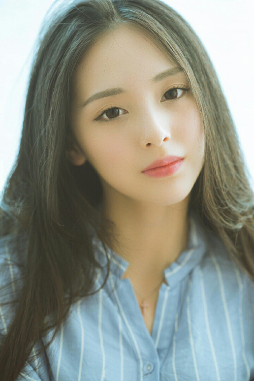 双重封锁，从球场铁幕到门线神话—拉齐奥的政治博弈与库尔图瓦的终极防线