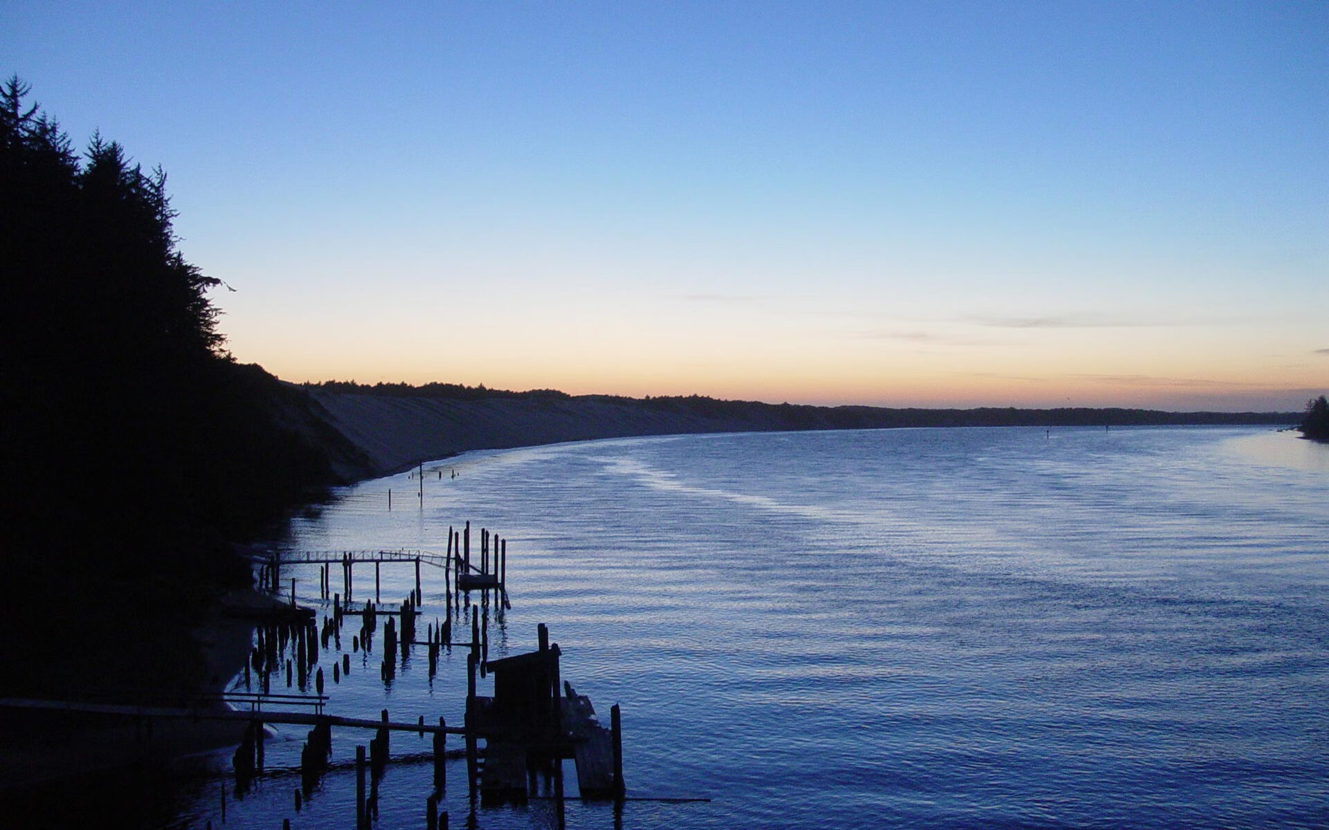 意甲思维下的欧冠风暴，当斑马军团的坚韧，在拜仁险胜巴黎之夜回响